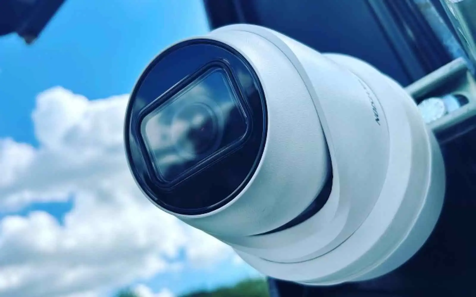 outdoor security cameras